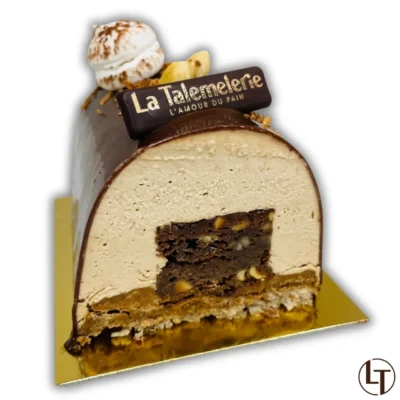 Bûche Chocolat et noisettes dans  à la boulangerie pâtisserie La Talemelerie