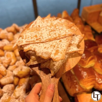 Bugnes seches dans Viennoiseries à la boulangerie pâtisserie La Talemelerie